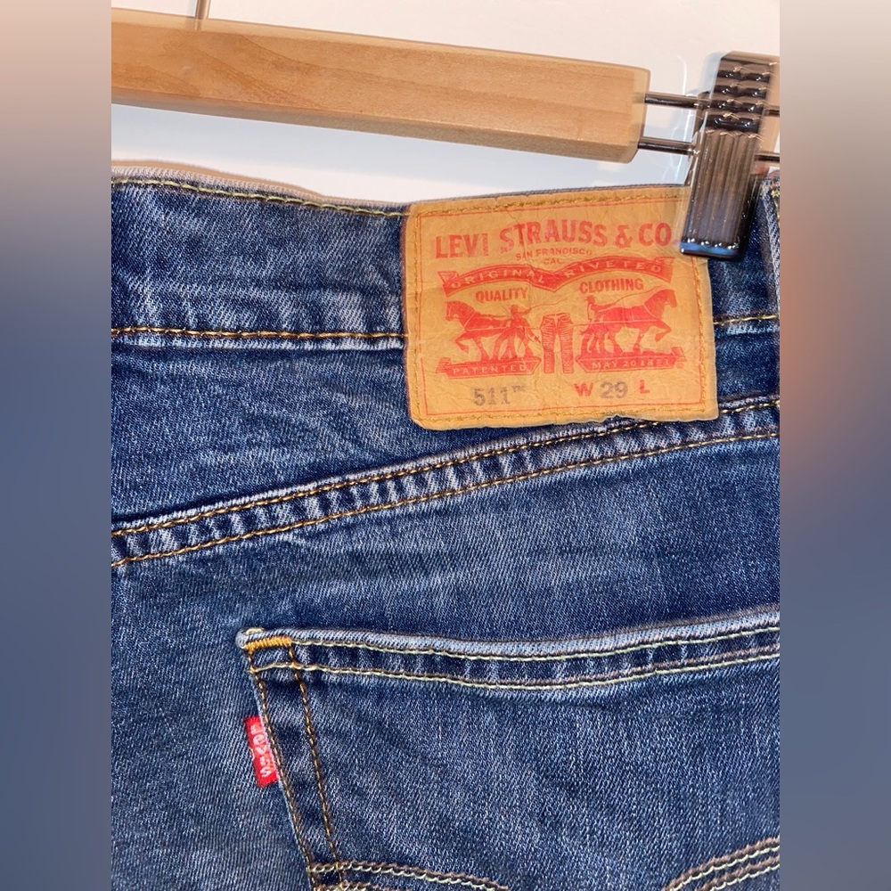 Levi’s - Picture 3 of 7
